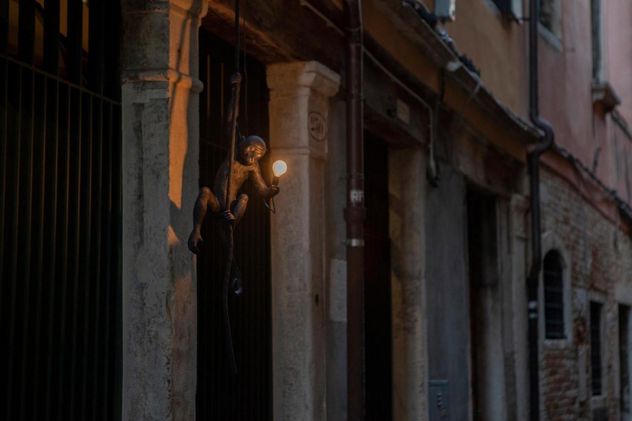 Ca' Della Scimmia - Rialto Bridge, Venise Extérieur photo
